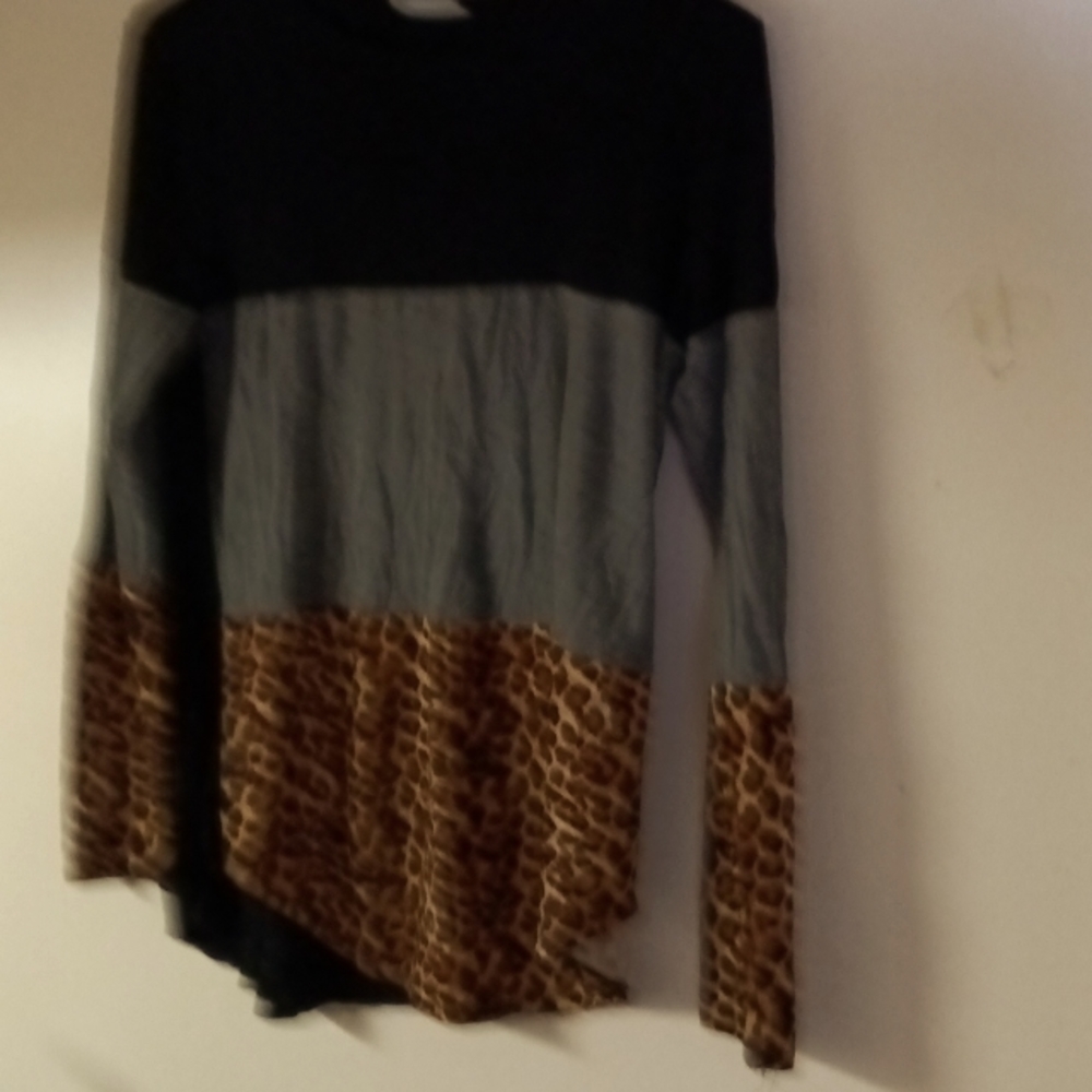 Multi colored shirt, gray, black with leopard sleeve
